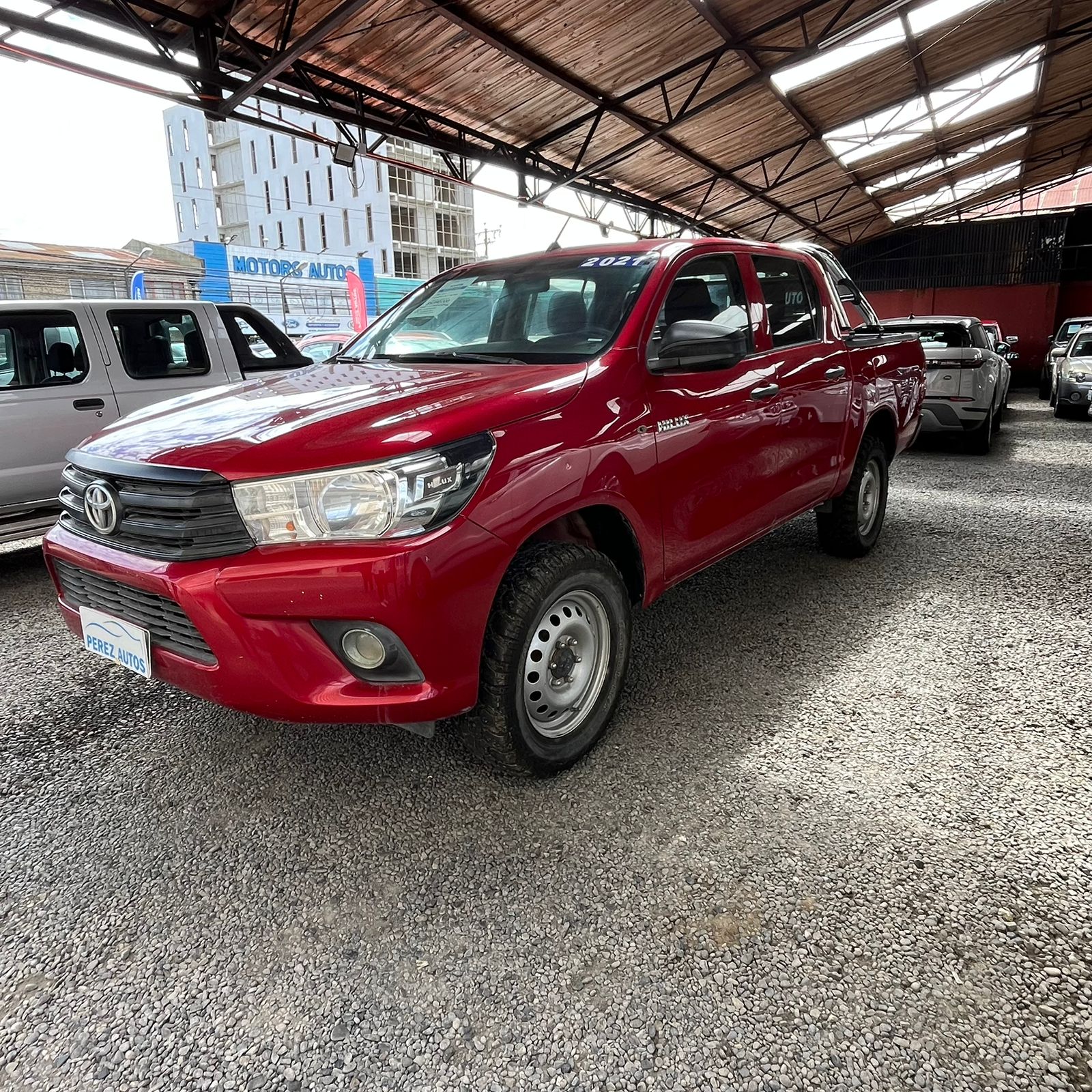 Toyota Hilux — foto 2 de 6
