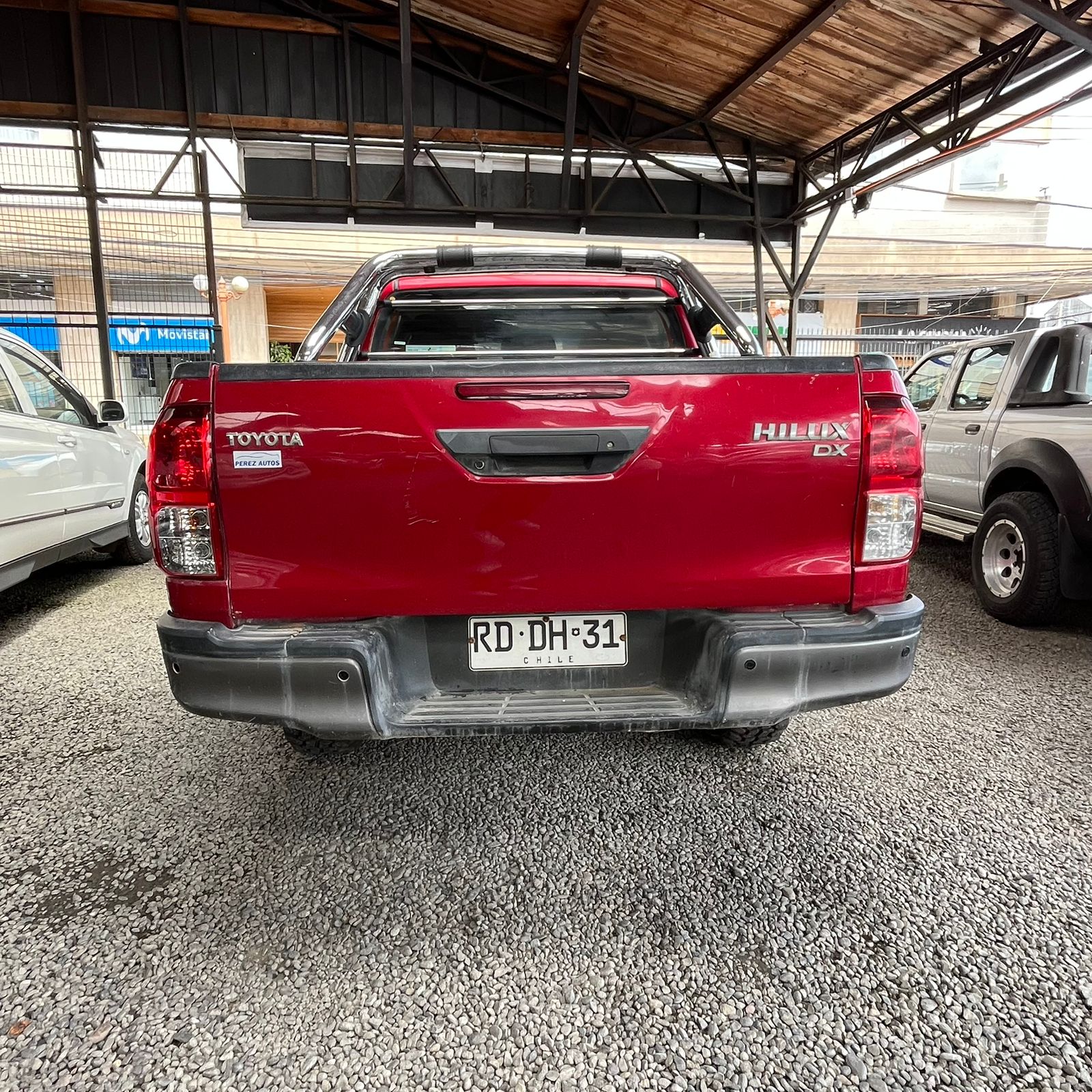 Toyota Hilux — foto 5 de 6