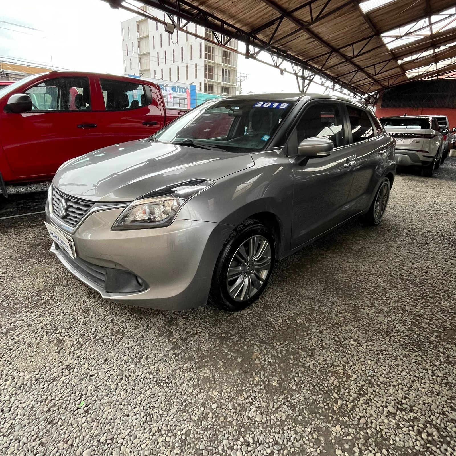 Suzuki Baleno — foto 2 de 7