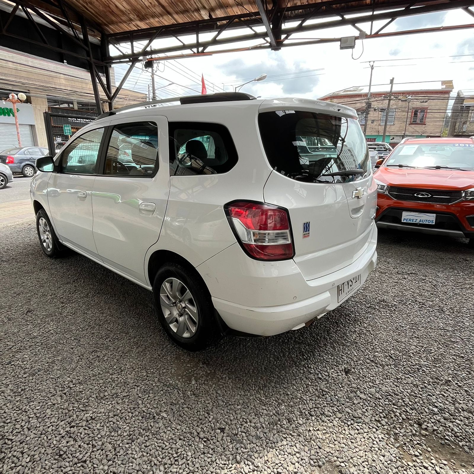 Chevrolet Spin — foto 4 de 6