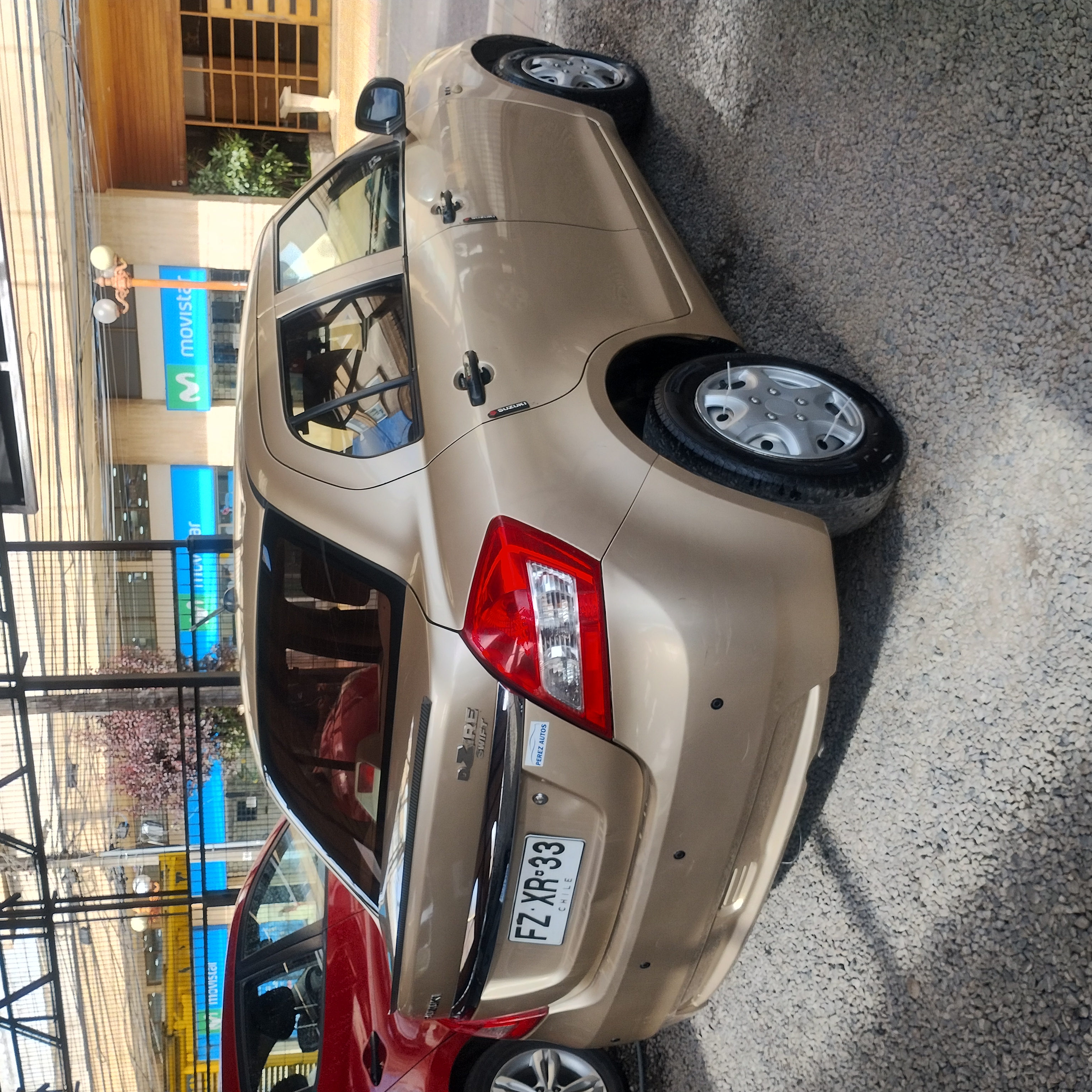 Suzuki Swift Dzire — foto 4 de 6