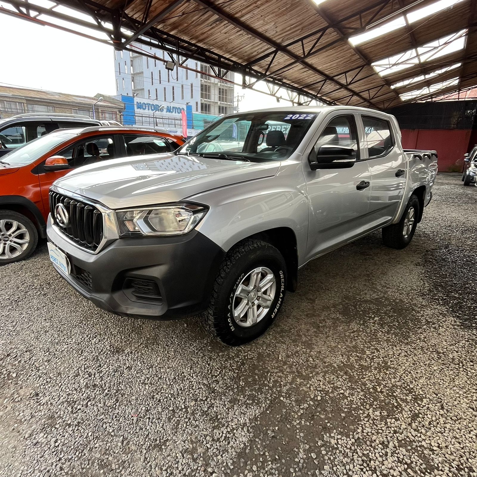 Maxus T60 — foto 2 de 7