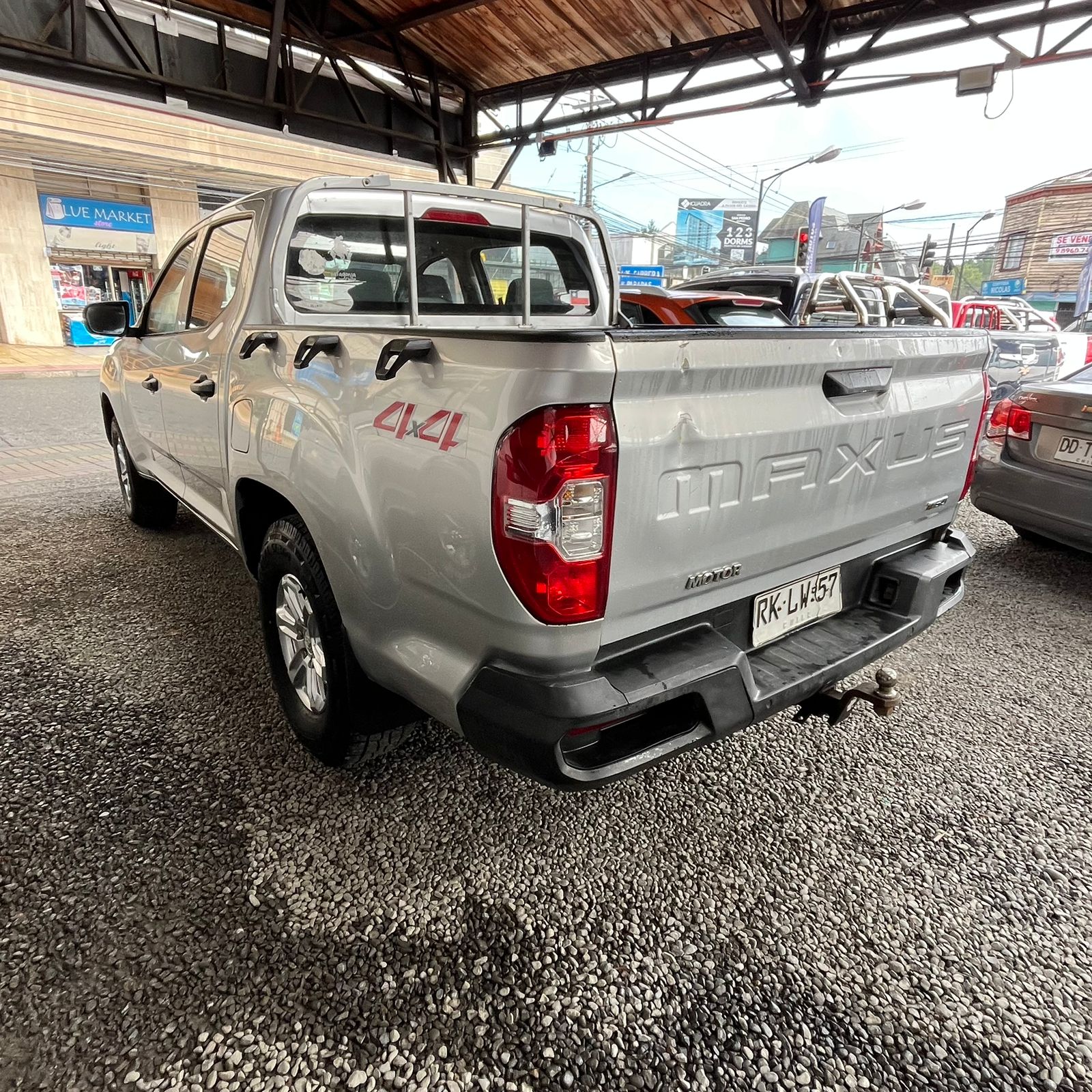 Maxus T60 — foto 6 de 7