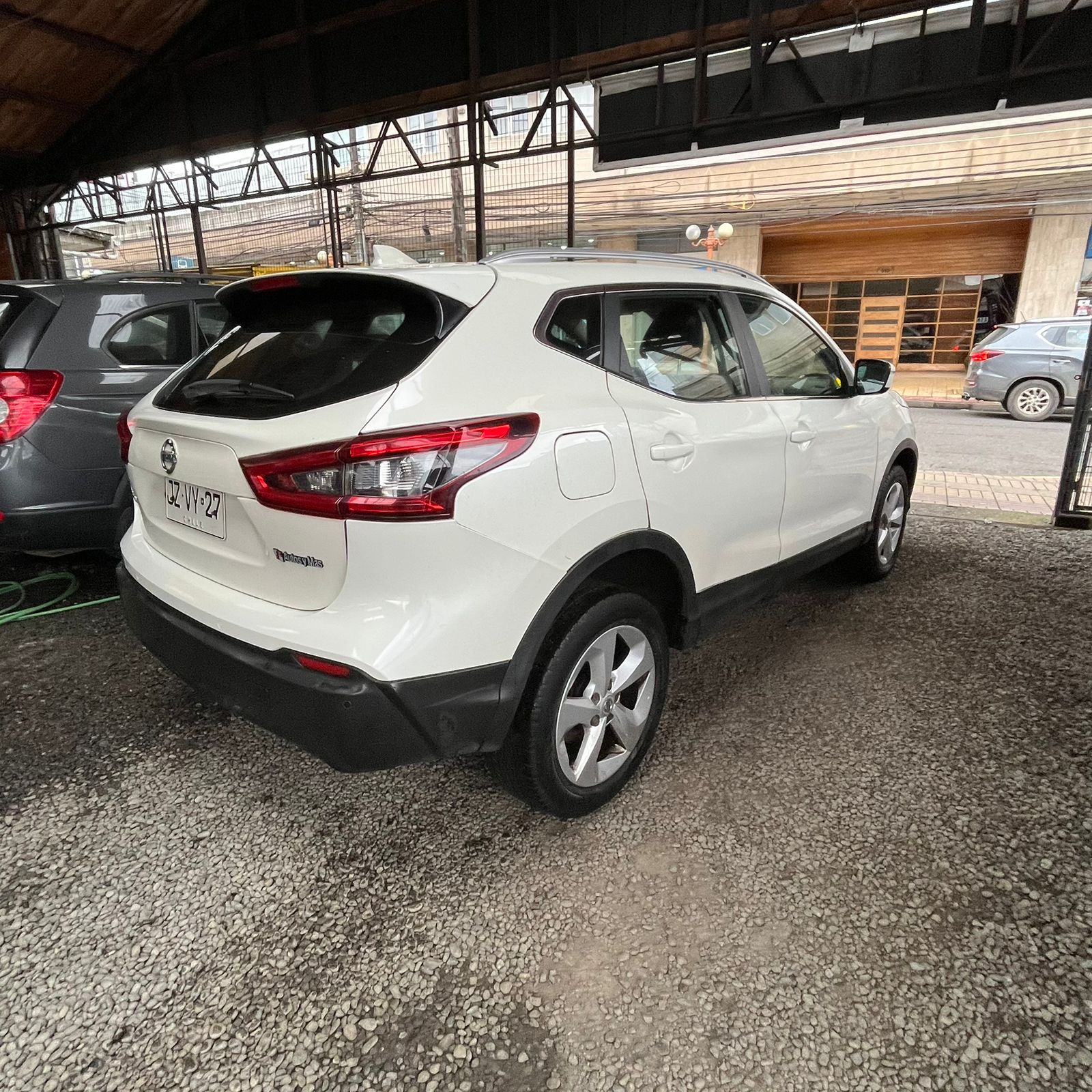 Nissan Qashqai — foto 6 de 6