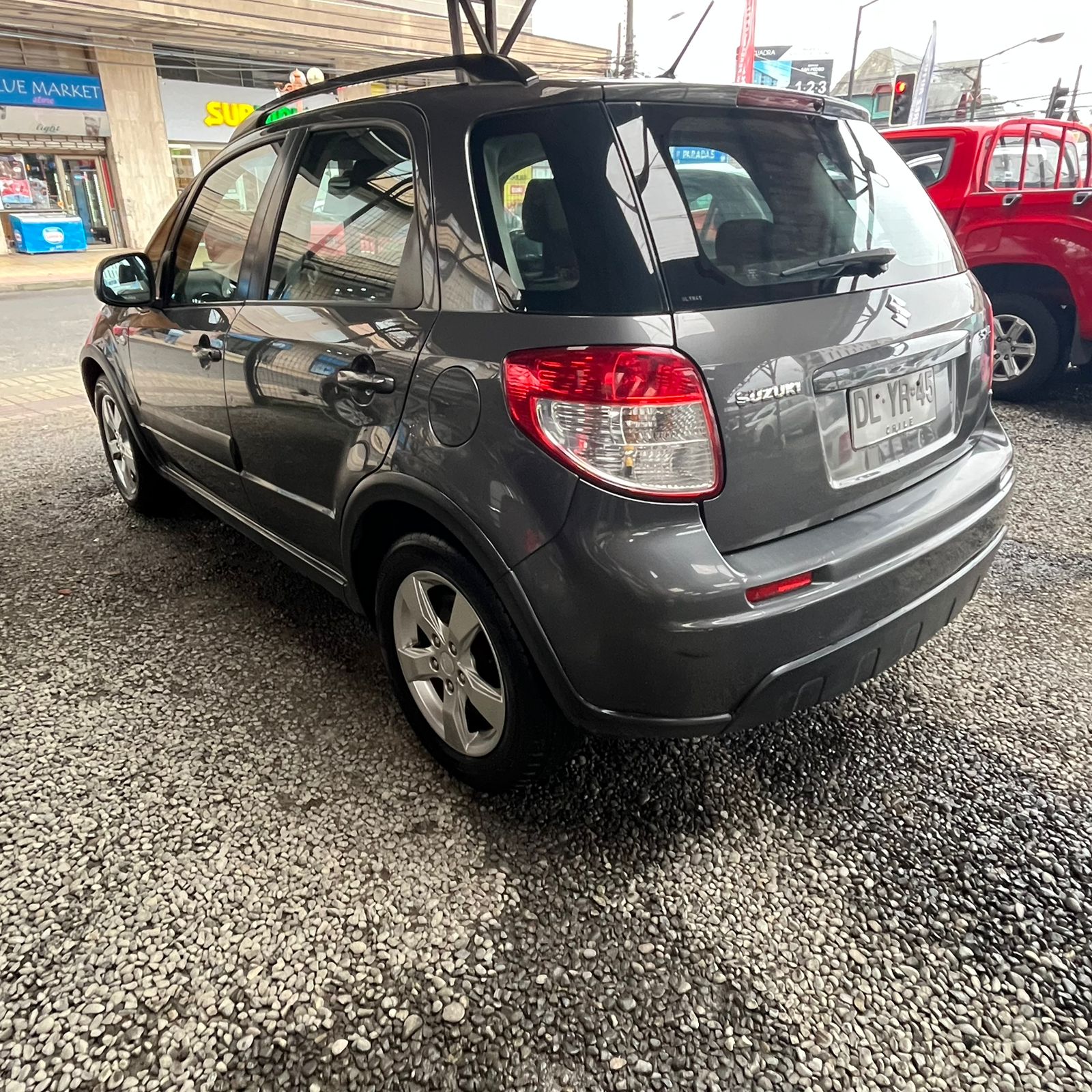 Suzuki Sx4 — foto 6 de 6