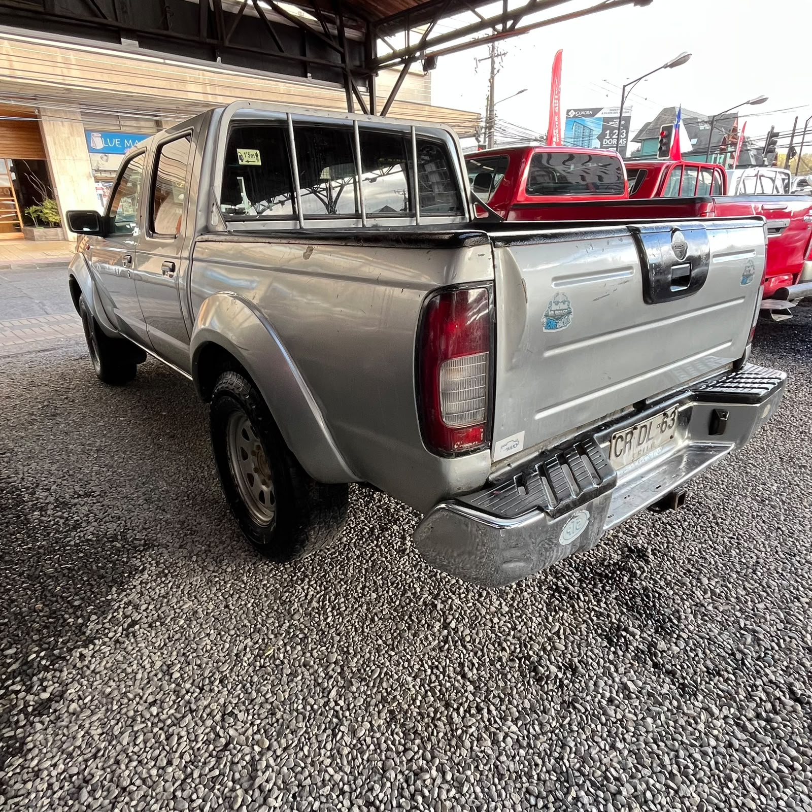 Nissan Terrano — foto 5 de 6