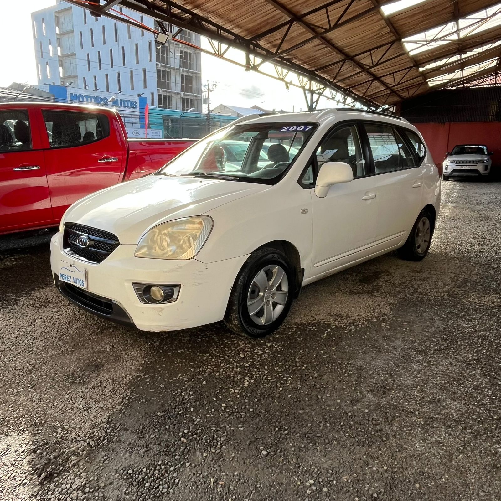 KIA Carens Lx — foto 2 de 6