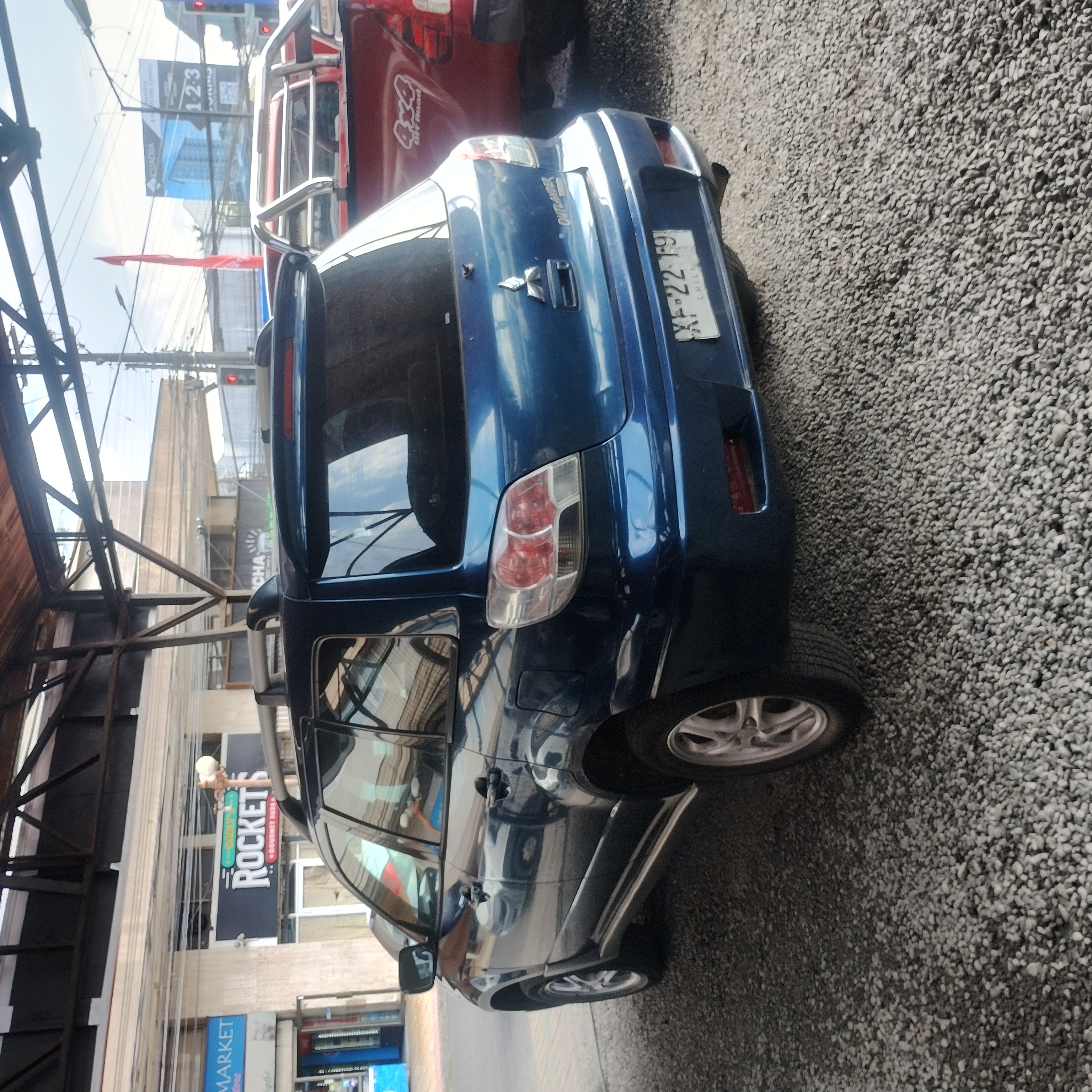 Mitsubishi Outlander — foto 4 de 6