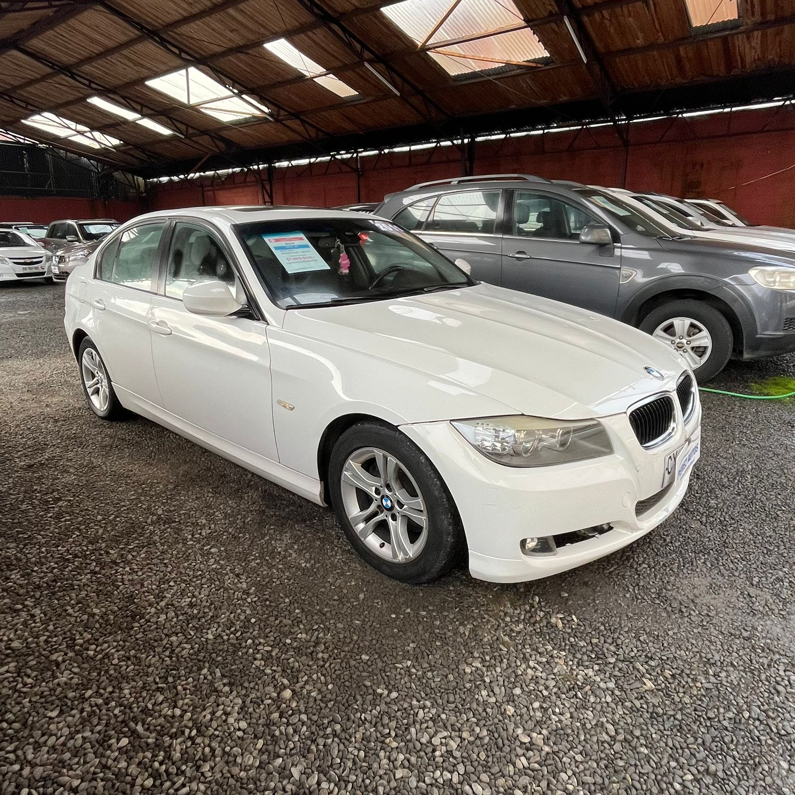 BMW 320I — foto 3 de 7