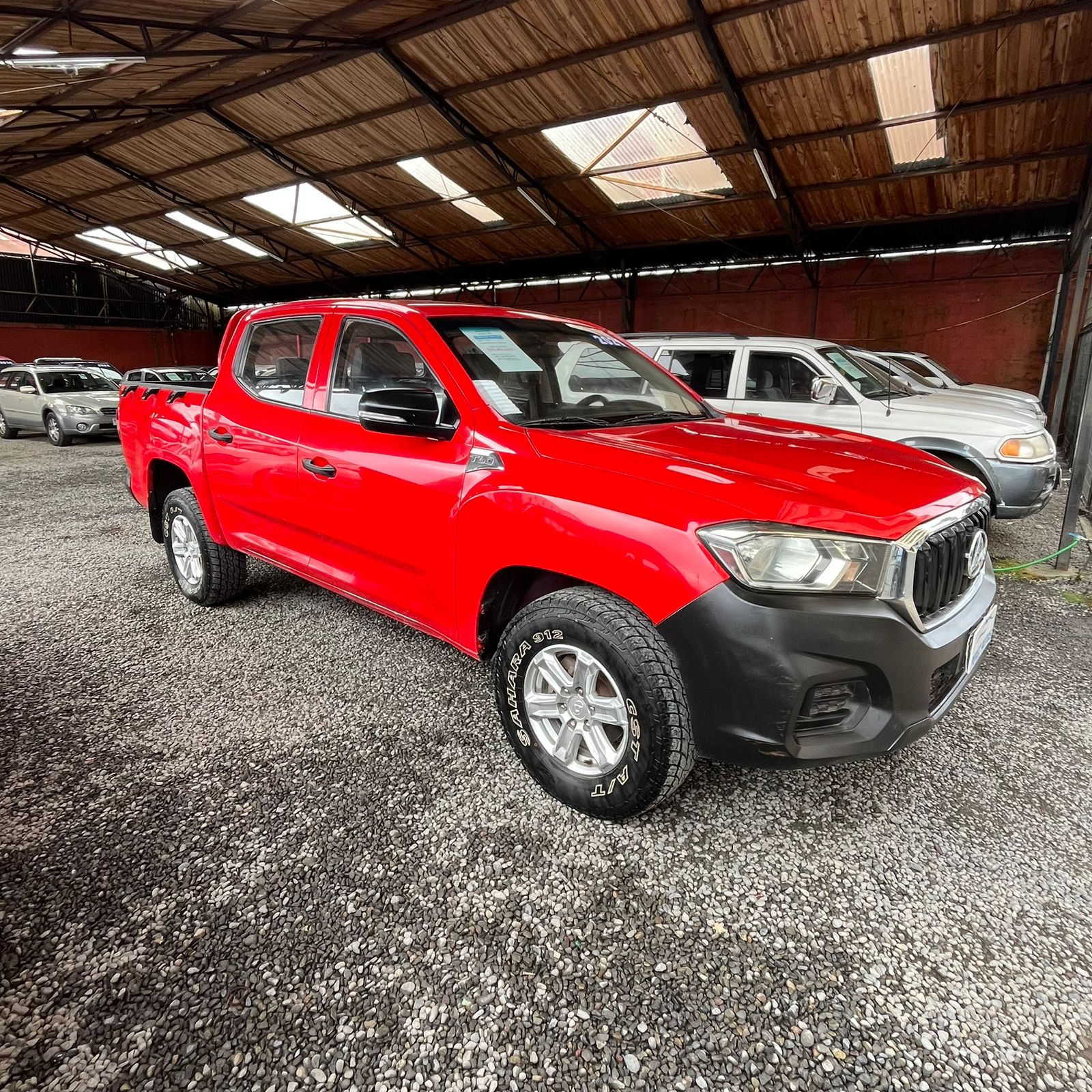 Maxus T60 — foto 3 de 6