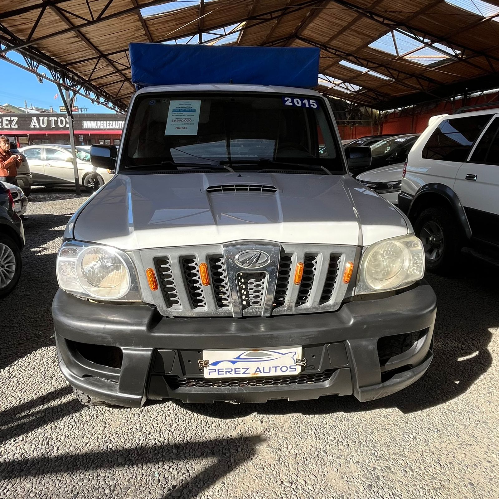 Mahindra Pick Up