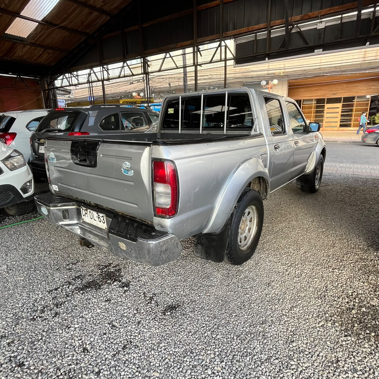 Nissan Terrano — foto 6 de 6
