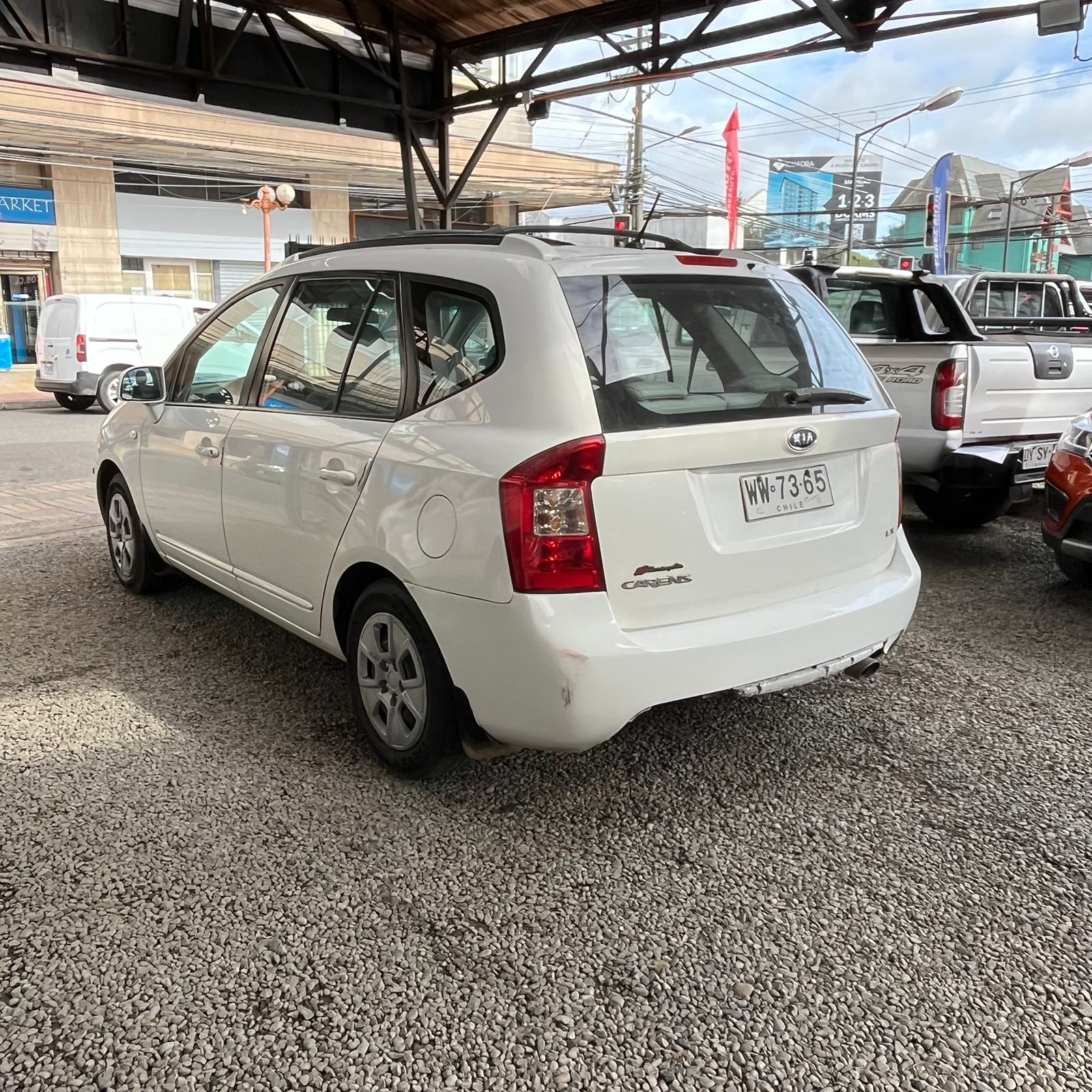 KIA Carens Lx — foto 6 de 6