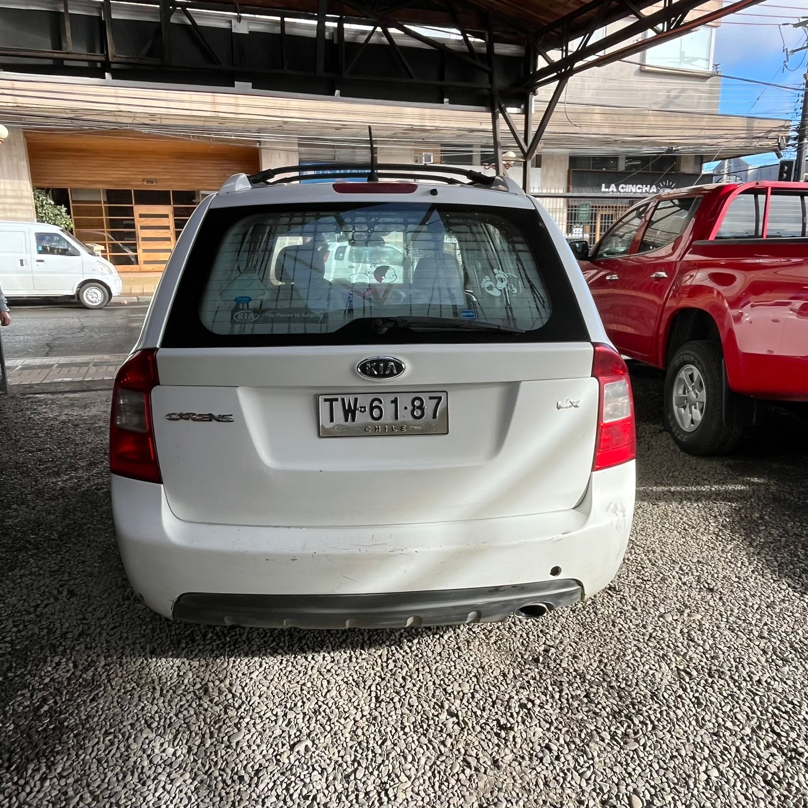 KIA Carens Lx — foto 4 de 6