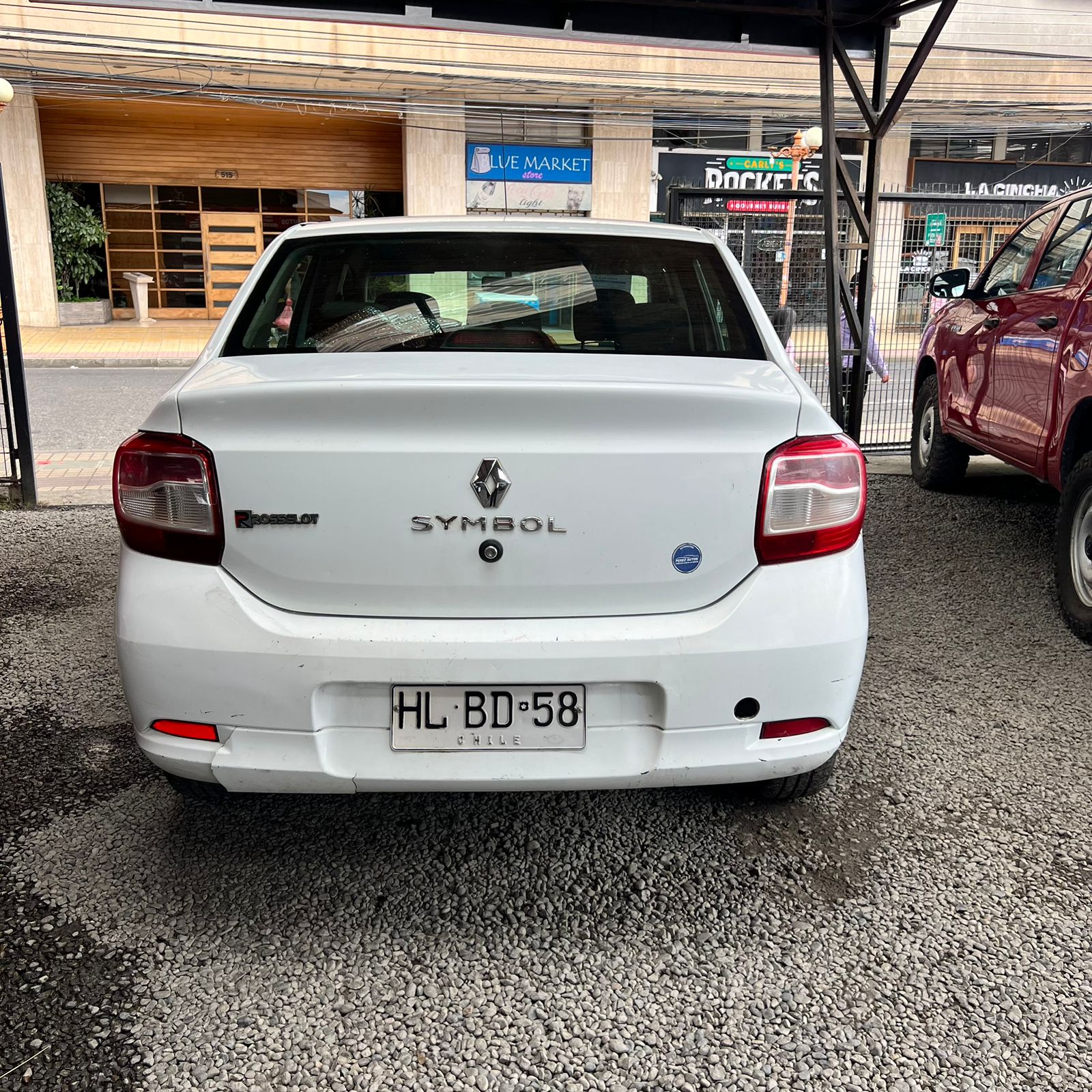 Renault Symbol — foto 5 de 6