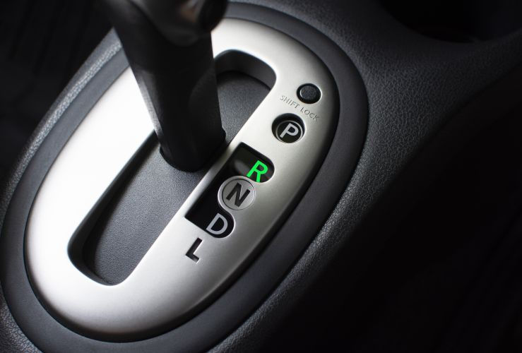 The Advantages and Disadvantages of Driving an Automatic Vehicle in South Africa