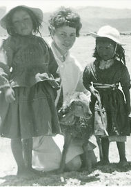 44202-1970s-Yunguyo, Peru-Sr_edited.jpg