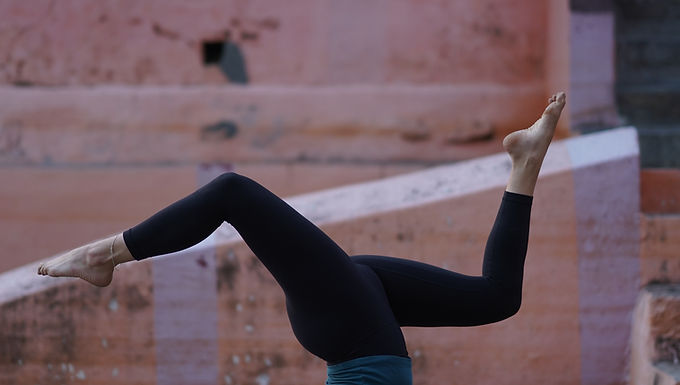 atelier yoga inversion sirshasana pincha 