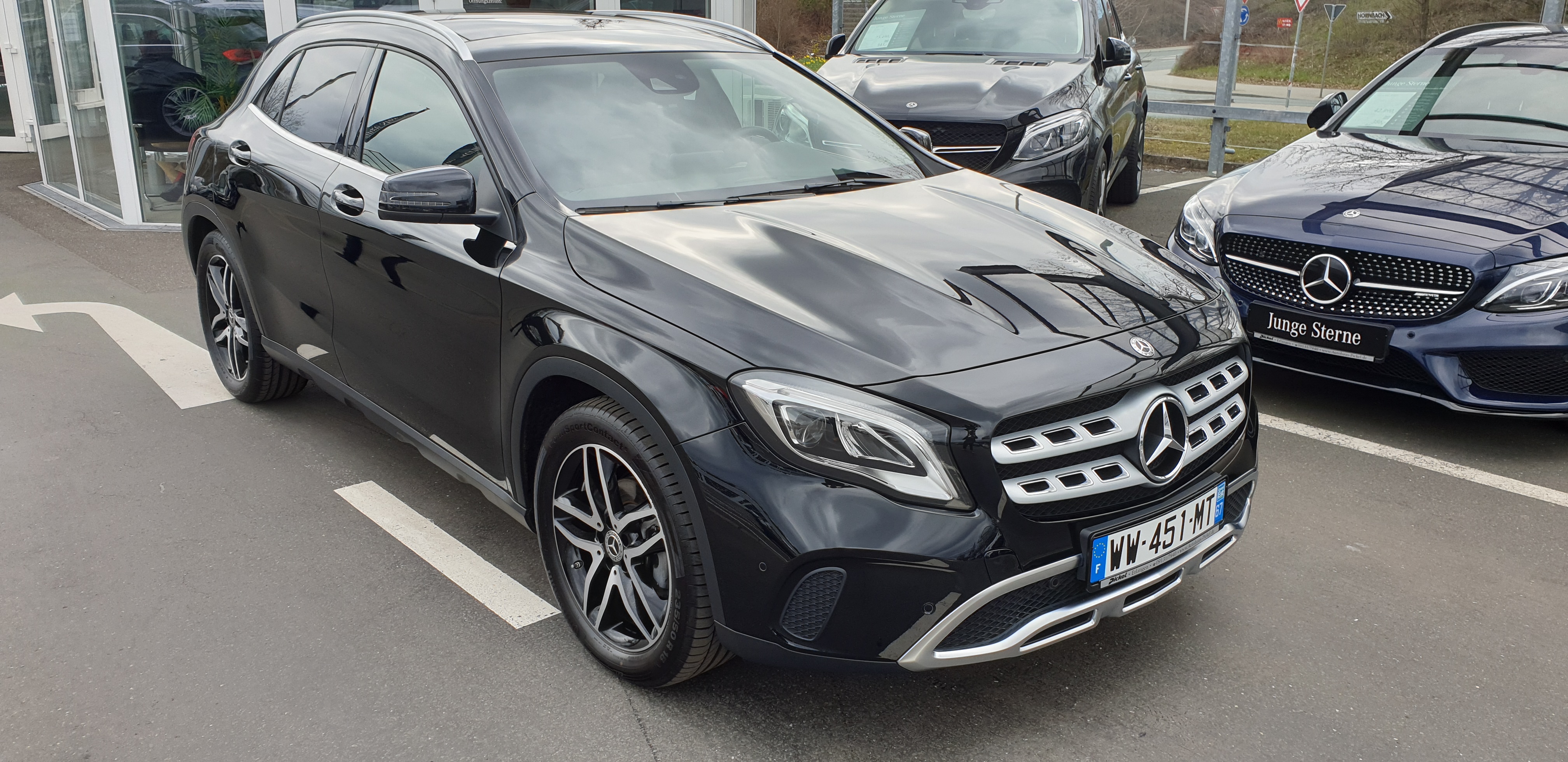 MERCEDES GLA 180 URBAN