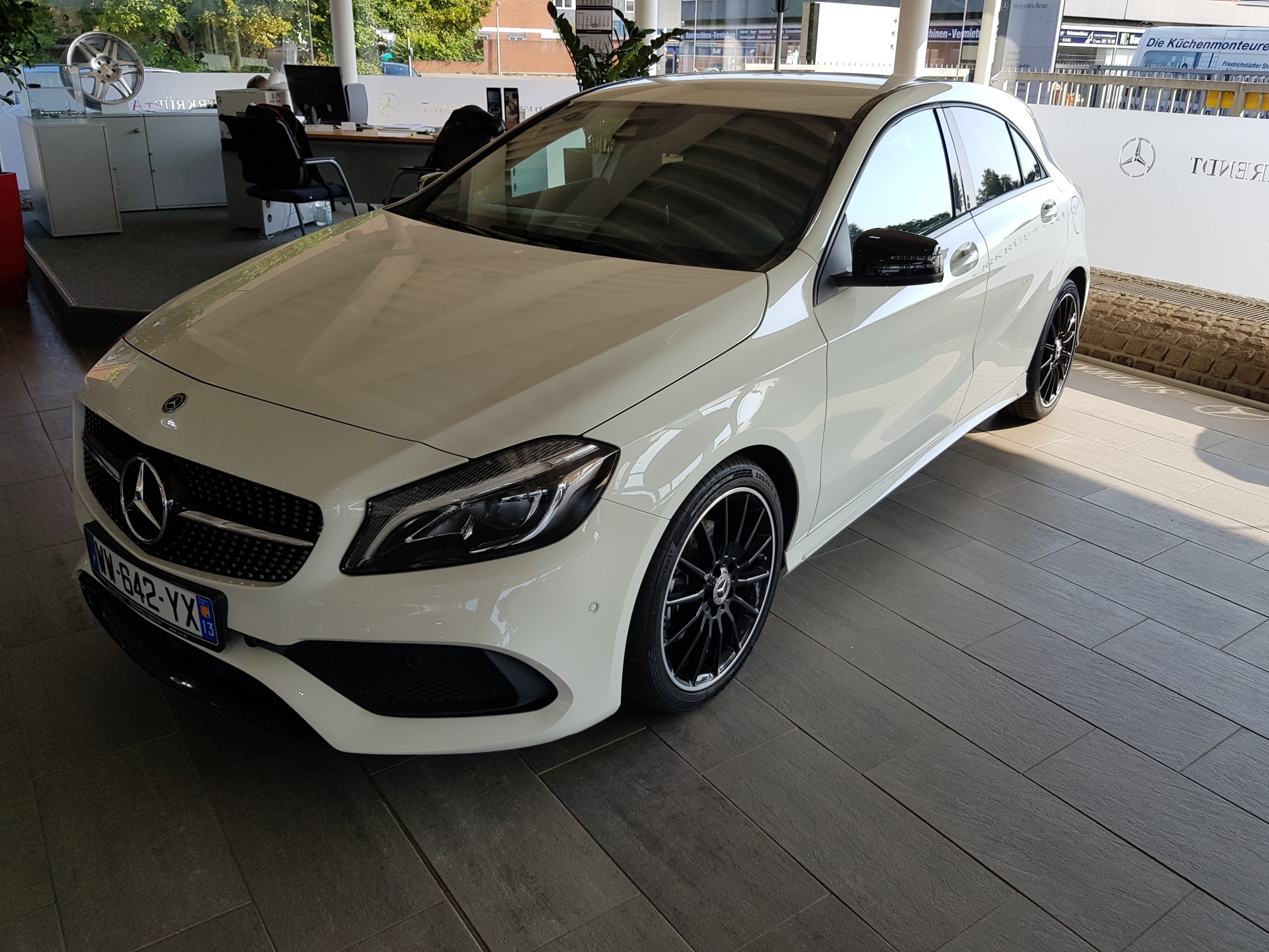 MERCEDES CLASSE A180 AMG