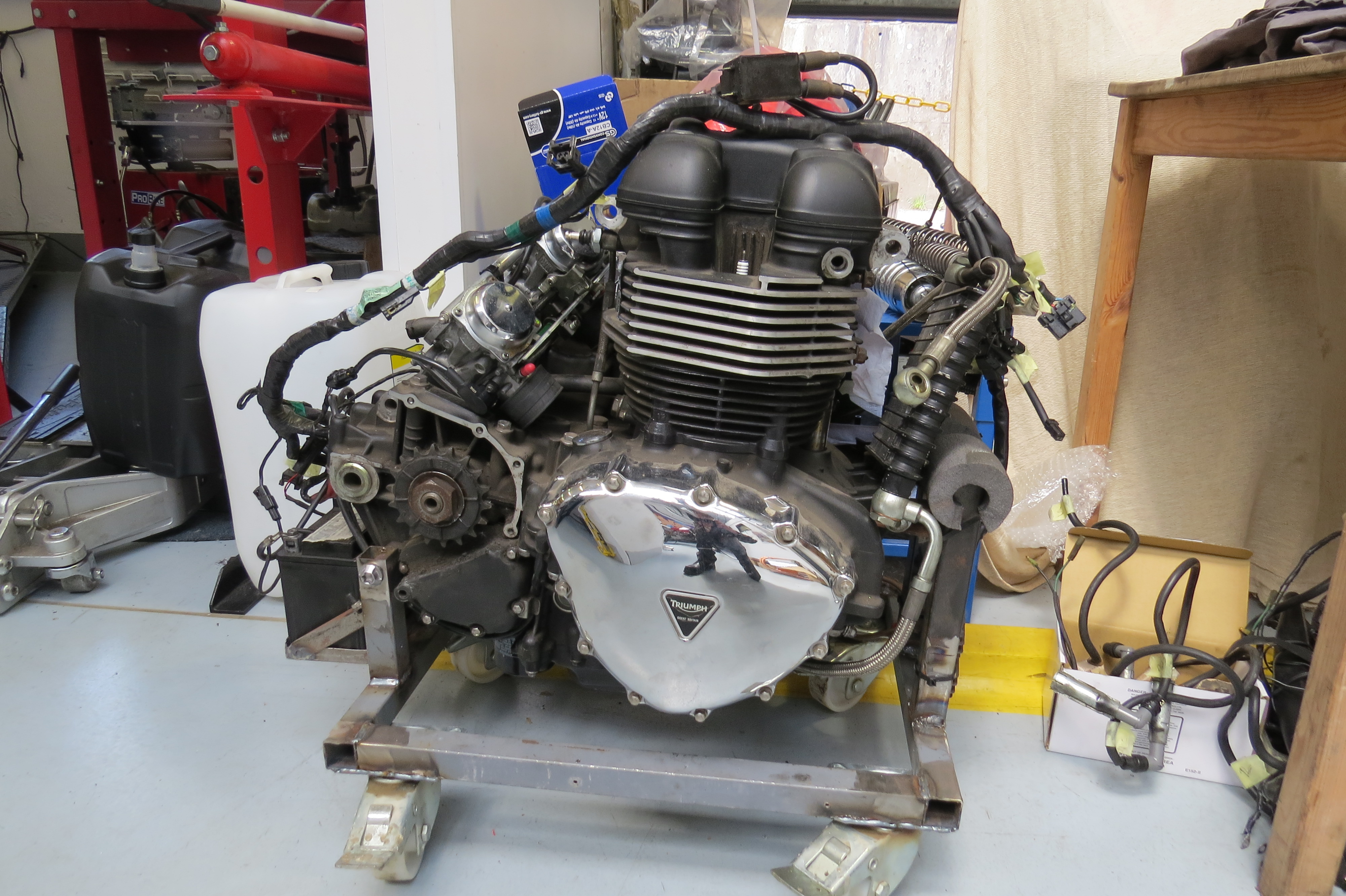 Bonneville engine