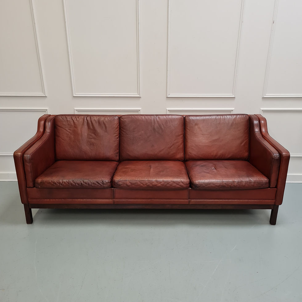 Smart Vintage Danish Leather sofa