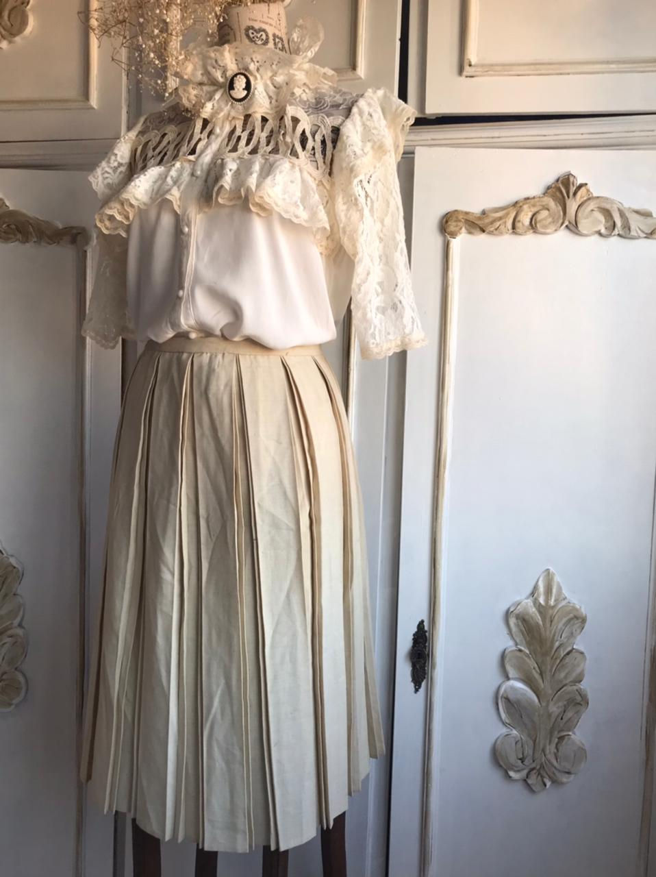Miniatura: Camisas estilo Gunne Sax  Feitas pela matriarca das Nequesas