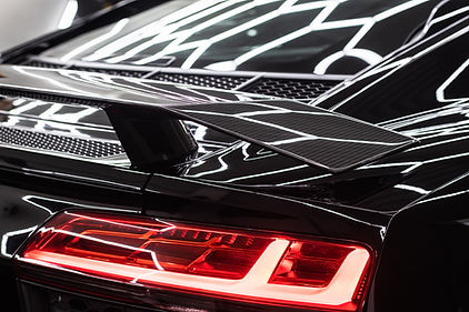 AUDI R8 DETAILS