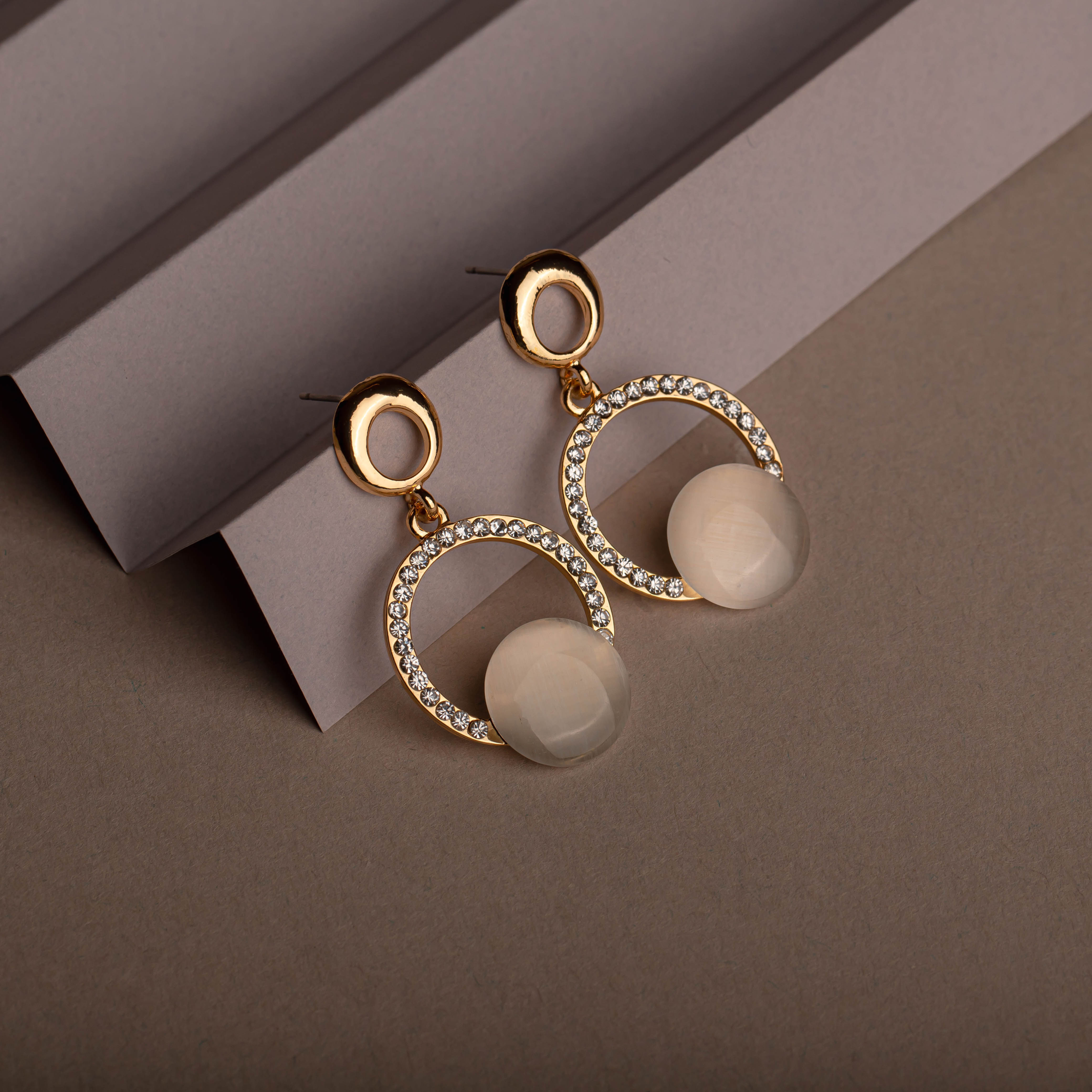 Celestial Circle - Golden tone