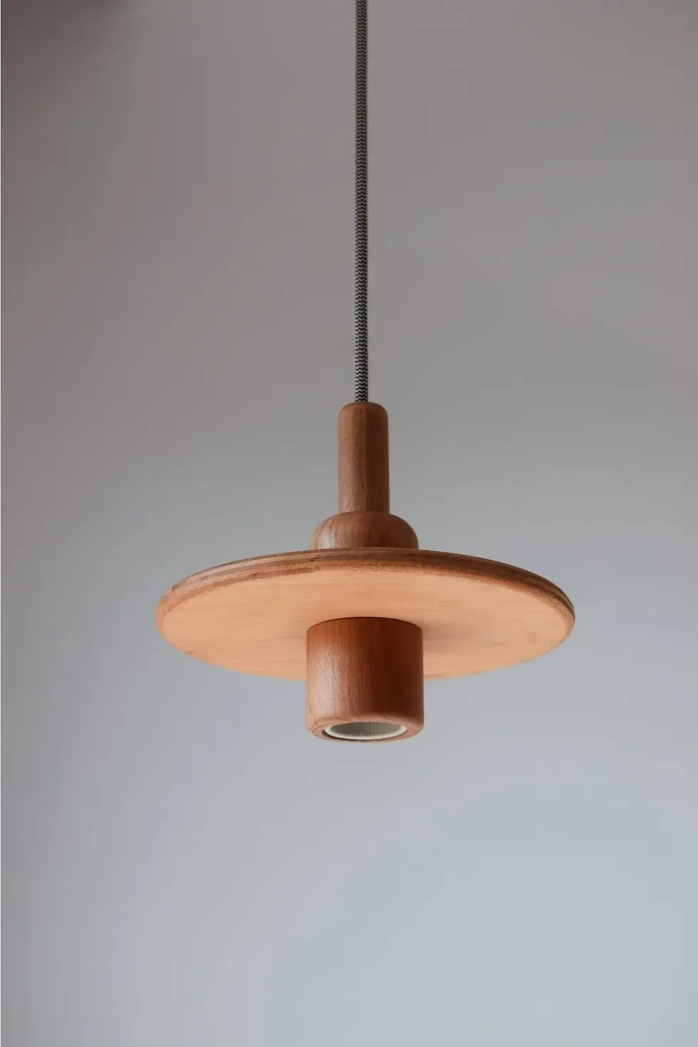 Küçük resim: Ahşap Sarkıt Avize * Özel Tasarım