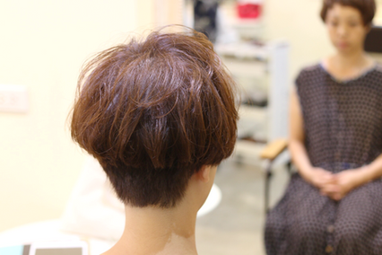 จะตัดทรงผมสั้นก็ไว้ใจได้เลยครับ（＾＾）