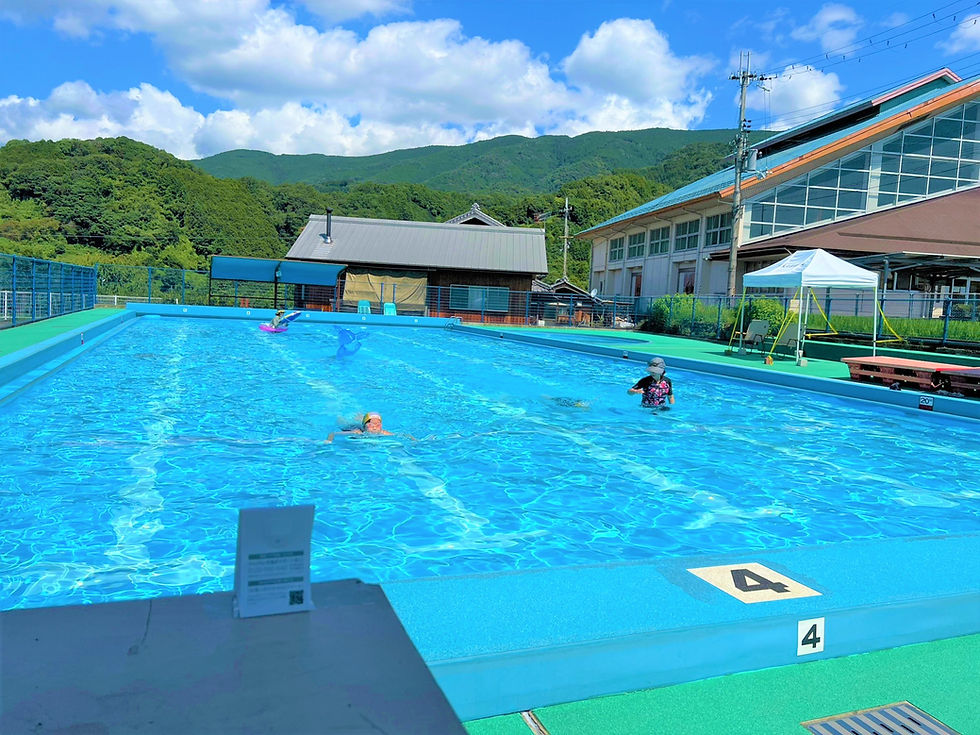 大きいプール