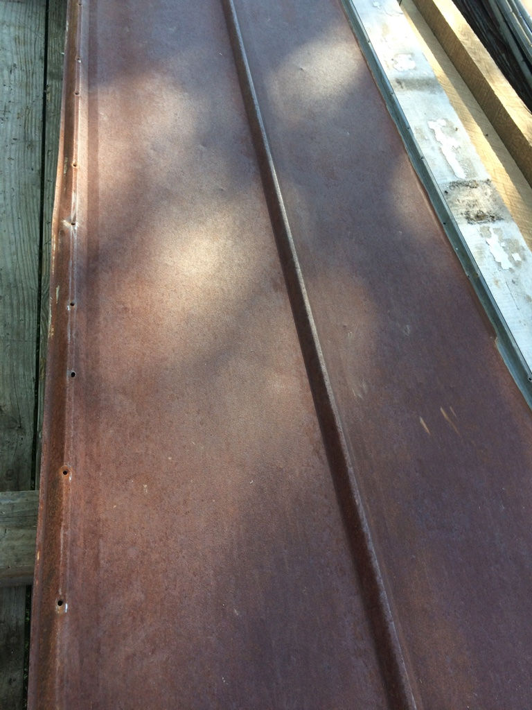 Rusty Flat Tin with Rib