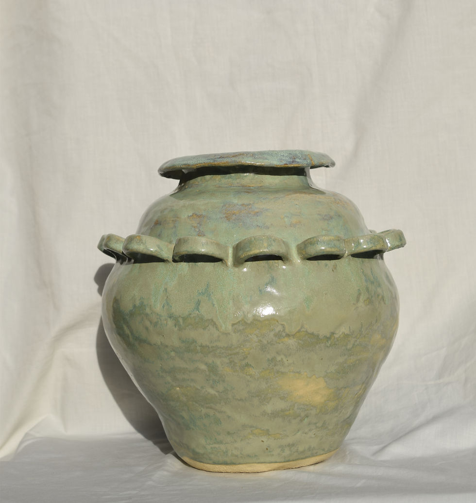 Thumbnail: flora vase
