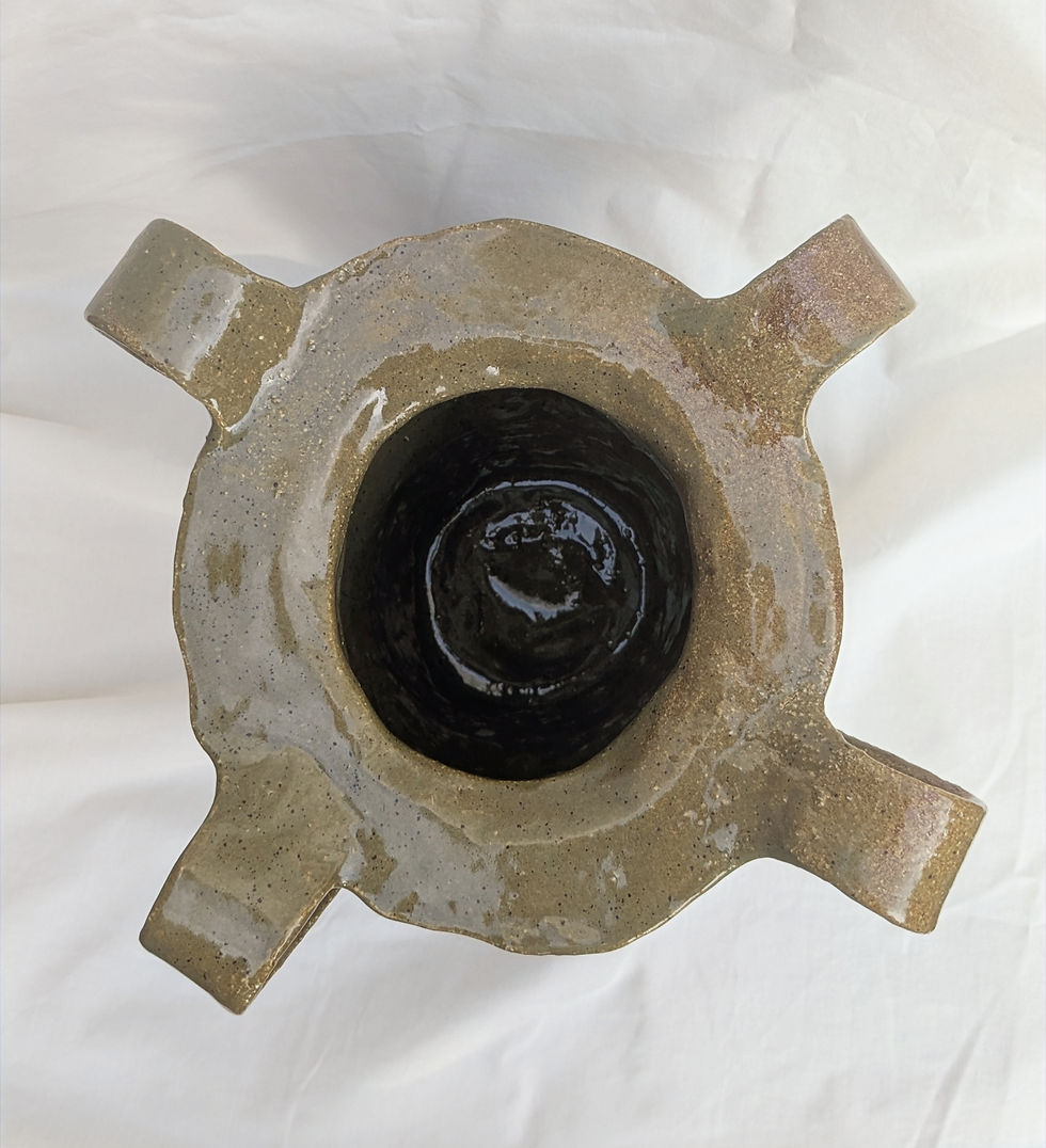 Thumbnail: strap vase