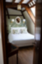 Chambre Hortense – Charme et douceur dans un cadre raffiné.