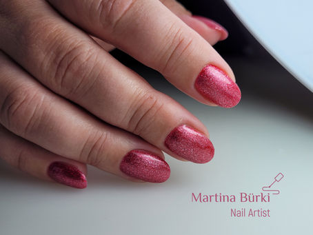 Red Nails Glitzer