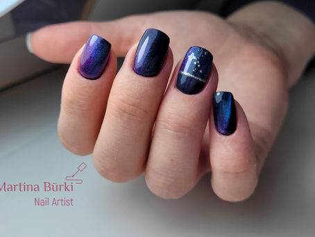 Galaxy Nails
