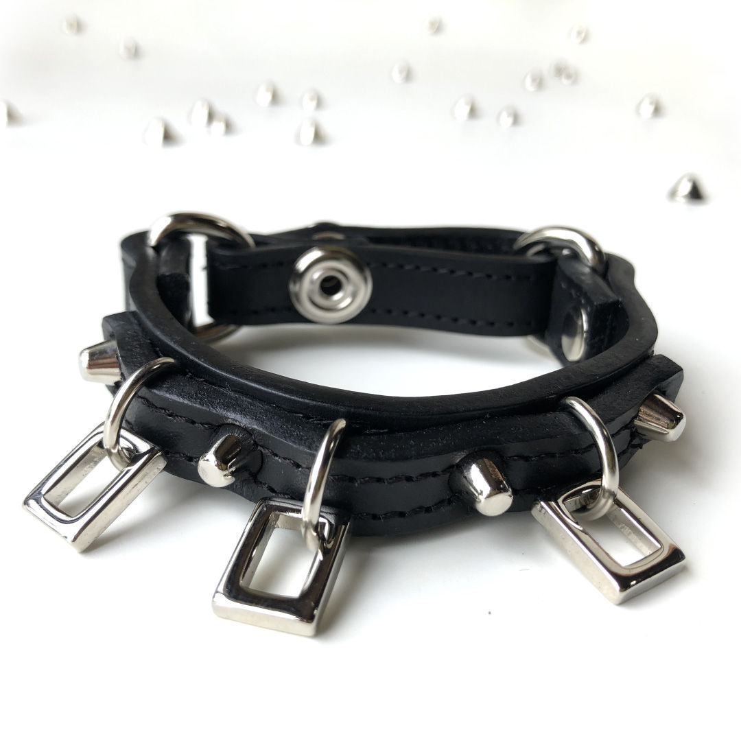 ガクブチリストバンド 