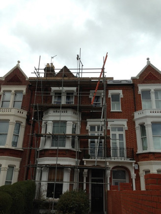 Front Scaffold for decoration - 02-03-14