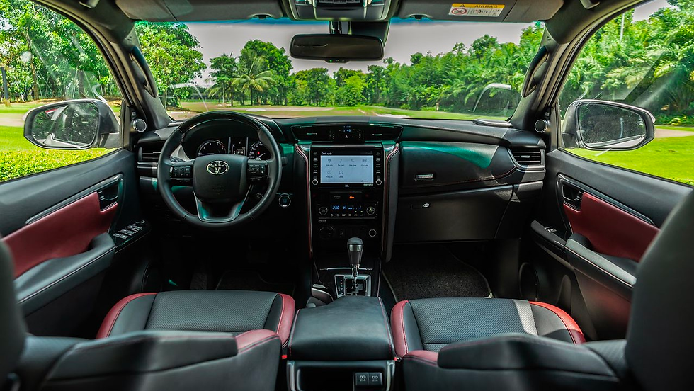 Nội thất xe Fortuner 2023