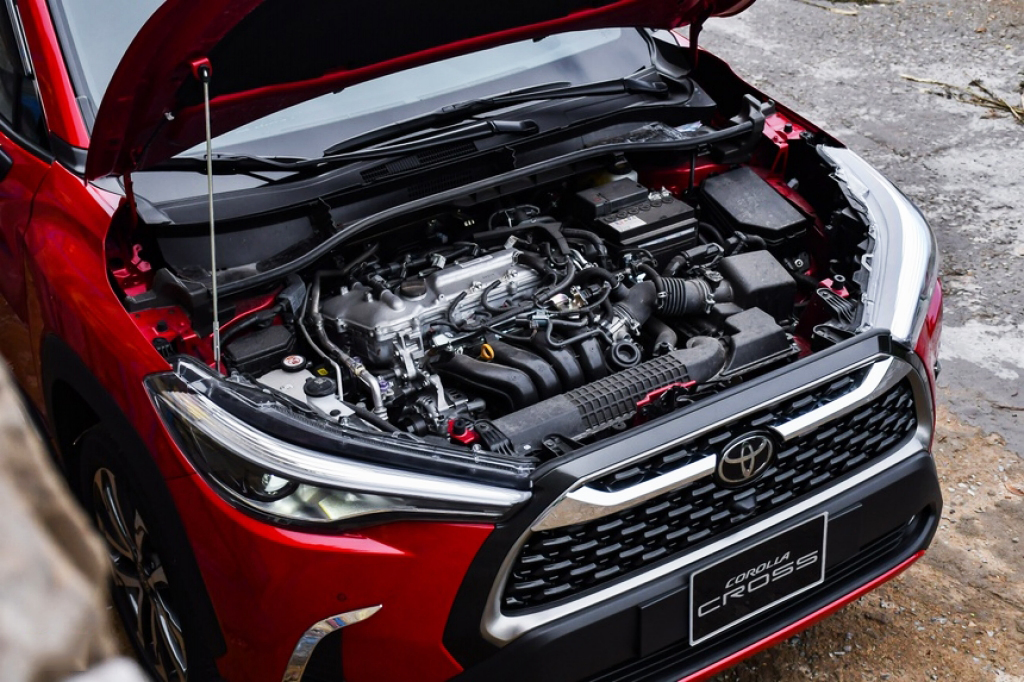 Trang bị động cơ xe Toyota Corolla Cross 2022