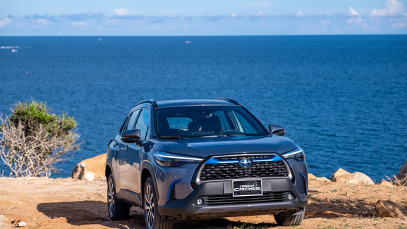 Toyota Corolla Cross 2023 giá mới nhất hôm nay kèm khuyến mại 50% trước bạ
