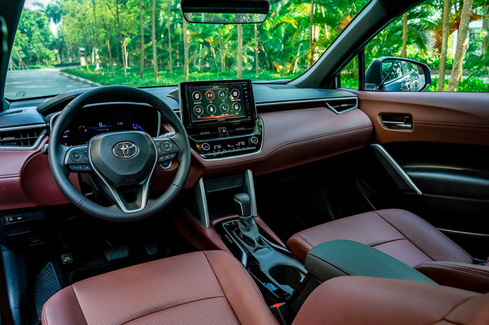Nội thất xe Toyota Corolla Cross Hybrid