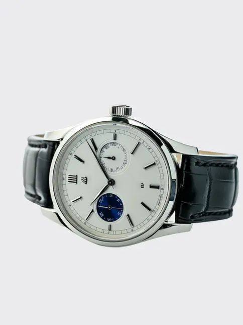 Vintage-inspired watch with moon phase