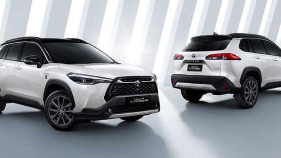 Giá lăn bánh Toyota Corolla Cross tháng 5/2023