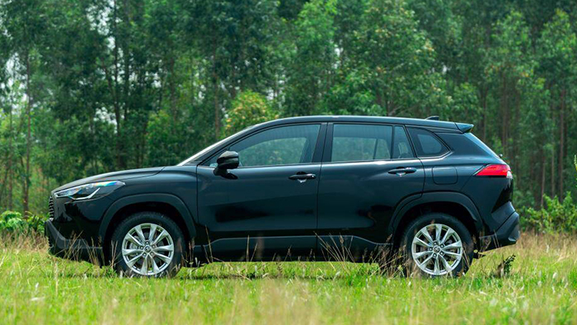 Toyota Corolla Cross 1.8G 2023: Giá bán, hình ảnh, thông số kỹ thuật