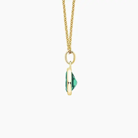 Green gemstone pendant necklace