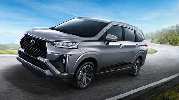 Toyota Veloz Cross TOP 2022 giá lăn bánh, chi tiết xe, động cơ, vận hành