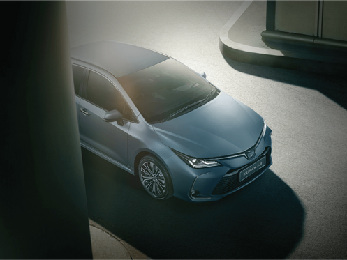 Corolla Altis Hybrid màu xám